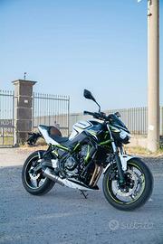 Kawasaki Z650 ABS – 16.000 km – Accessori LighTech
