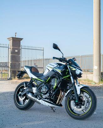 Kawasaki Z650 ABS – 16.000 km – Accessori LighTech