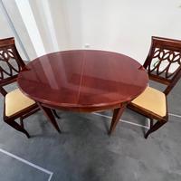 Tavolo allungabile in legno massello + 2 sedie