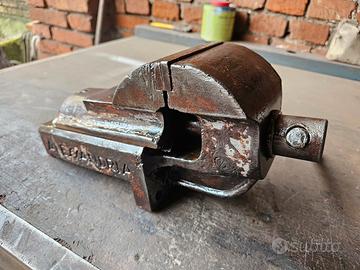 Morsa da banco robusta in ghisa