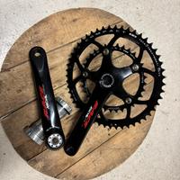 Guarnitura bicicletta da corsa / gravel