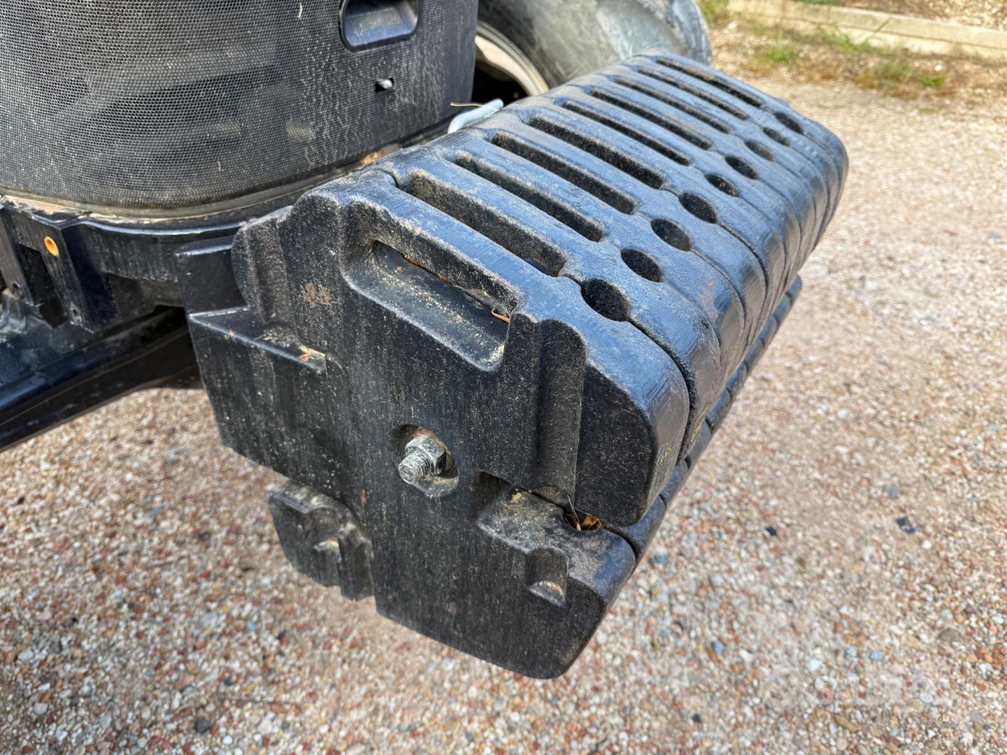 Subito AGRI UBERTINI Zavorre x New holland 10 pezzi 40 kg l