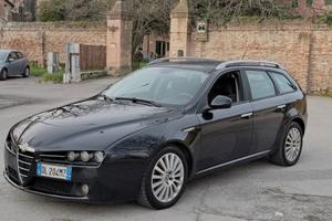 Alfa Romeo 159 1.9 JTDm 16V Sportwagon Distinctive