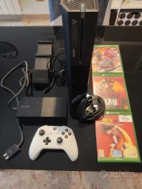 XBOX ONE + GIOCHI + CARICATORE JOYSTICK 