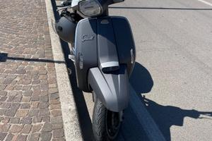 Lambretta V125 Special