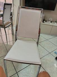 Tavolo e sedie