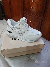 Scarpa donna ginnastica  n 38 nuove