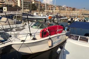 Barca fuoribordo pesca KARNIC 8 METRI Fisherman