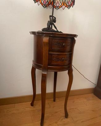 Tavolino tondo classico con due cassetti