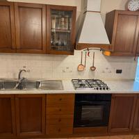 CUCINA LINEARE LEGNO CLASSICO