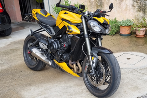 Triumph Street Triple RS