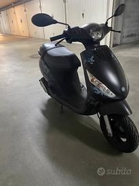 Piaggio zip 2T