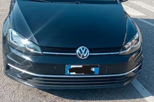 Volkswagen golf 7    restyling     1.6 tdi