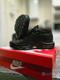 Nike Air Max Plus Triple Black EU 41