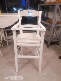 Seggiolone per bambini in legno shabby 