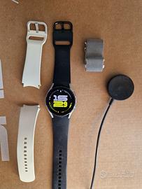 Samsung Galaxy Watch 4 | Silver | One UI 8