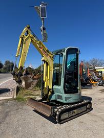 ESCAVATORE YANMAR