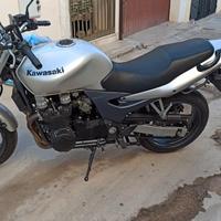 Kawasaki ZR 7 ZR7 - 2002 14.200km gomme nuove