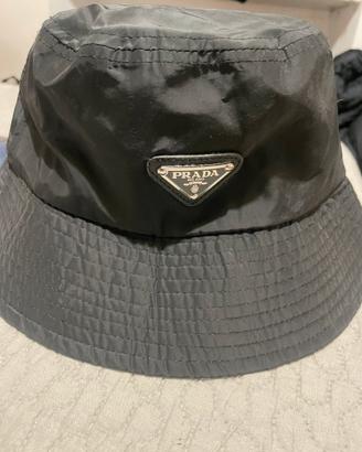 Cappello prada