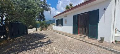CASA INDIPENDENTE A CAVA DE' TIRRENI