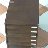 2 Cassettiere in legno per oggettistica
