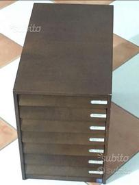 2 Cassettiere in legno per oggettistica
