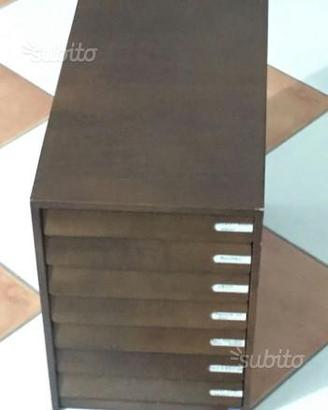 2 Cassettiere in legno per oggettistica
