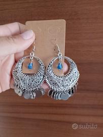 Orecchini etnici boho goccia blu