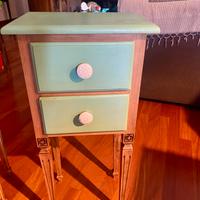 Comodino anni 60 in noce restaurato