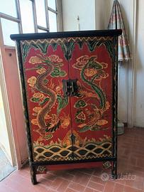 Mobile  stile orientale