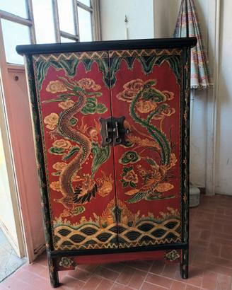 Mobile  stile orientale