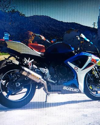 gsx r 600 k7
