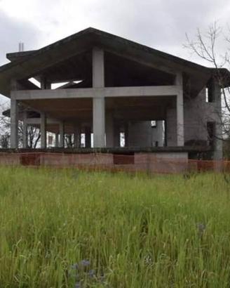 Villa di 300 m² con 1 locale a Spigno Saturnia