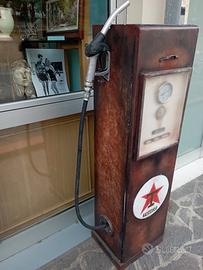 pompe di benzina armadio