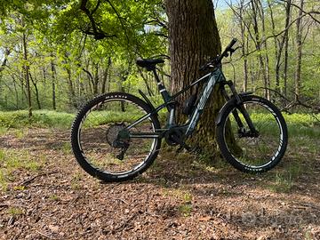 CYCTRACK EM19 full carbon ebike