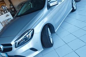 autovettura Mercedes Benz 