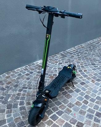 MONOPATTINO ELETTRICO LAMBORGHINI AL-EXT