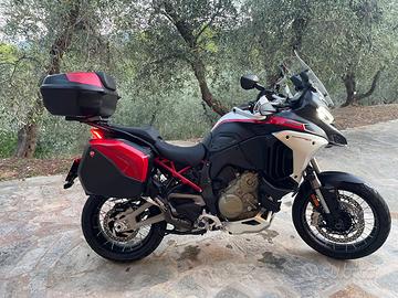 Ducati Multistrada v4 rally