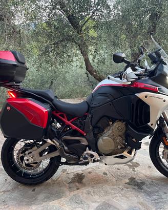 Ducati Multistrada v4 rally
