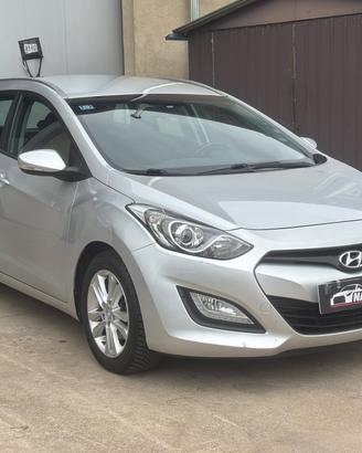 Hyundai i30 Wagon 1.6 CRDi Go! Brasil