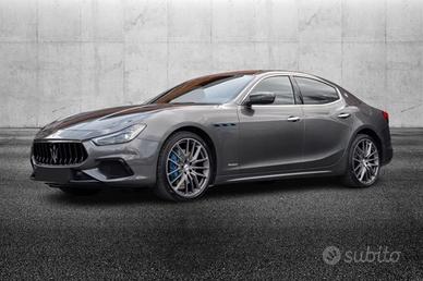 MASERATI Ghibli L4 330 CV MHEV Gransport
