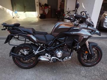 Benelli 502 del 2019 tagliandata km.20300