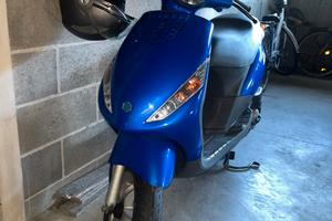 Piaggio zip 100