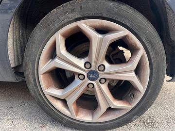 Copertoni SOLMAX  235/45 ZR18 98Y