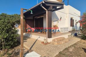 FAVIGNANA - Zona Cala Azzurra - Villino + terreno