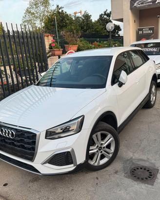 Audi Q2 30 TDI Business Identity x2 disponibili uf