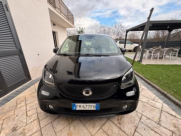 Smart forfour 1000 71cv benzina