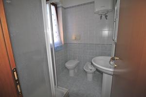 Bilocale con ampio balcone e box auto