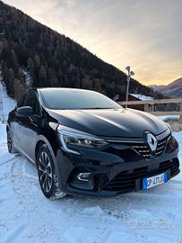 Renault Clio 1.6 E-Tech full hybrid Techno 145cv