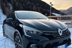 Renault Clio 1.6 E-Tech full hybrid Techno 145cv